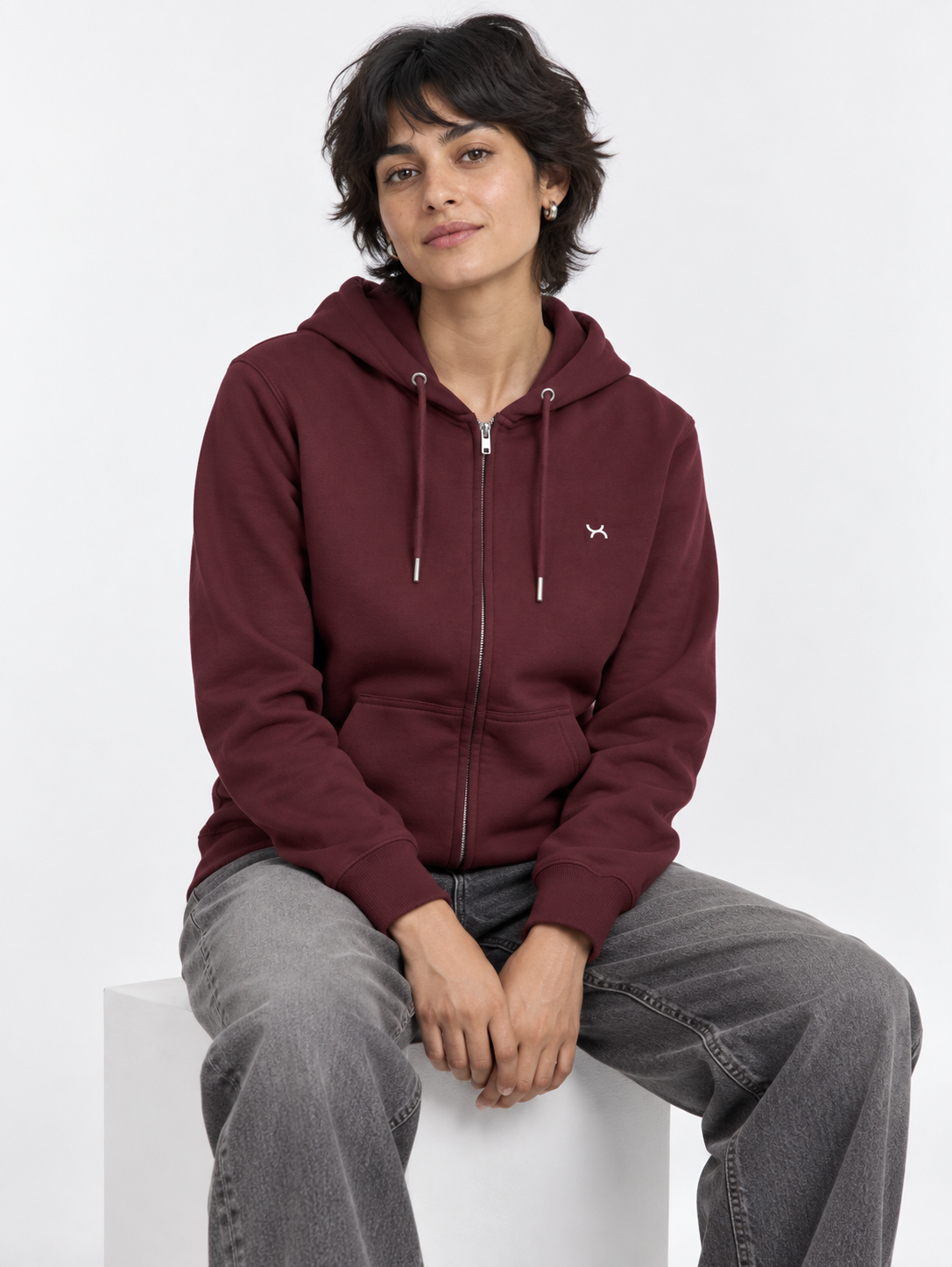 Essentials - Zipper